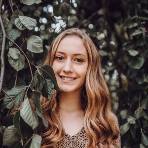 Meet your Posher, Lauren